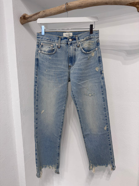 Jeans sfrangiato