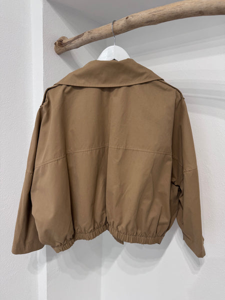Trench corto