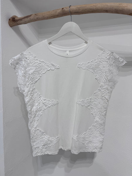 T-shirt Macramè