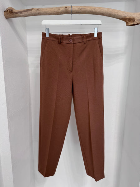 Pantalone a sigaretta punto Milano